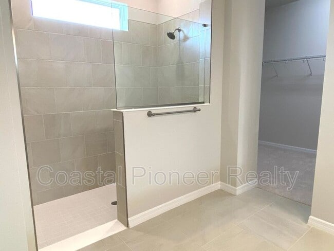 Building Photo - 28591 Cozy Creek Dr