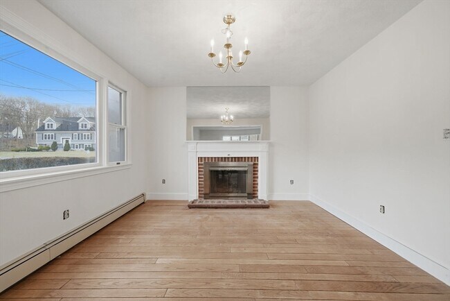 Building Photo - 99 Garfield Ave