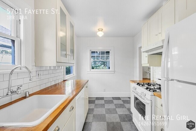 Building Photo - 5701 Fayette St