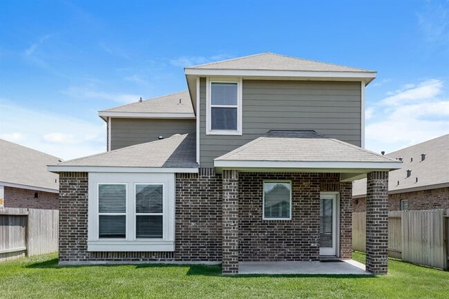 Building Photo - 29884 Dovetail Blf Ln