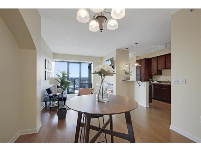 Building Photo - 500 E Grant St