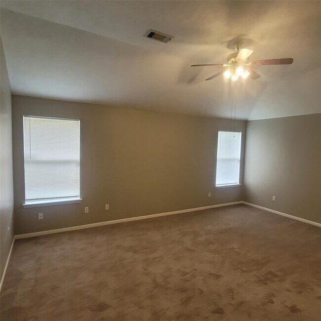 Building Photo - 1411 Hunter Ridge Ct
