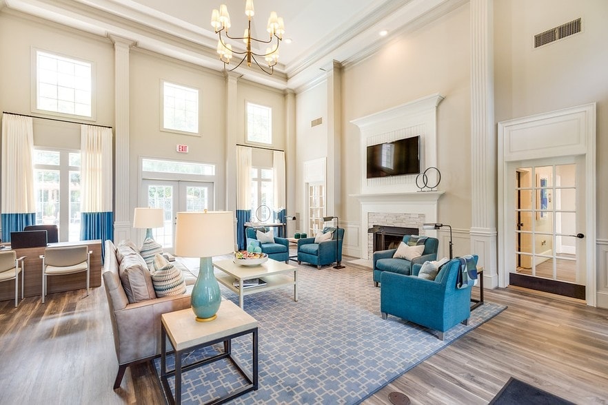 Building Photo - Crowne at James Landing