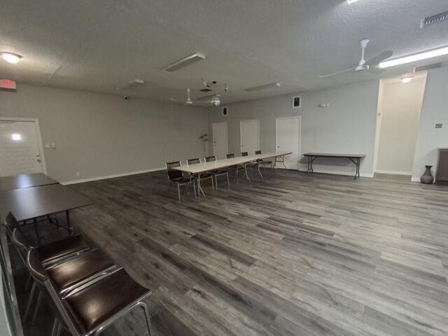 Building Photo - 6507 Winfield Blvd