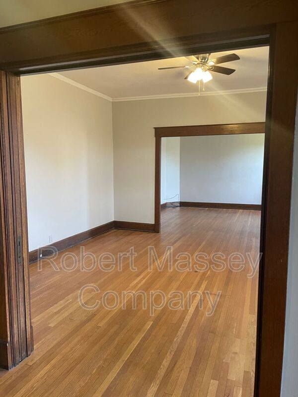 Building Photo - 2014 Cherokee Pkwy