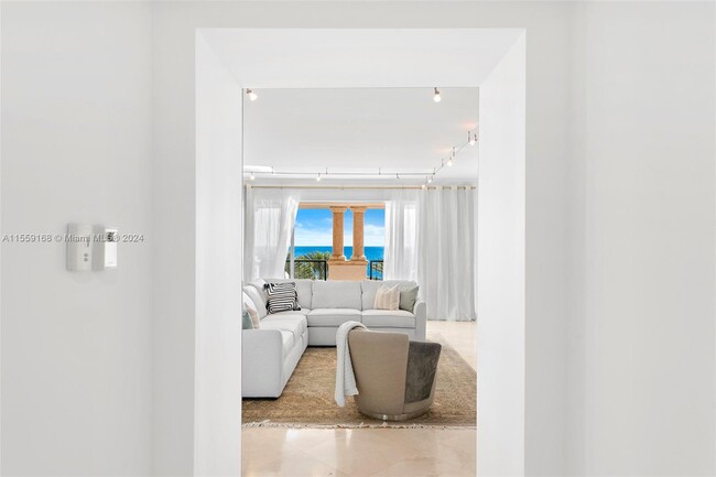 Building Photo - 7642 Fisher Island Dr