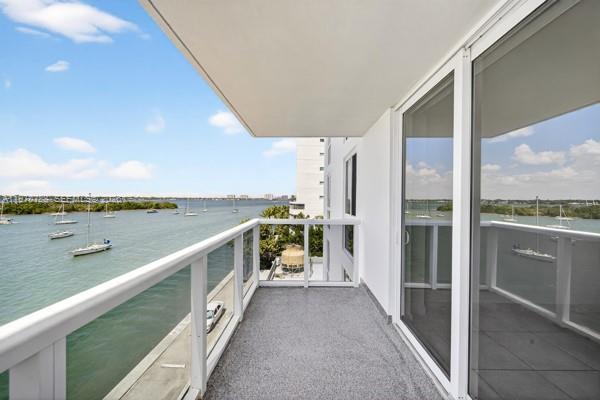 Building Photo - 7928 West Dr