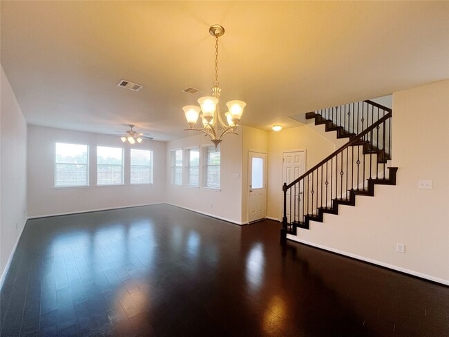 Building Photo - 3803 Waterford Bend