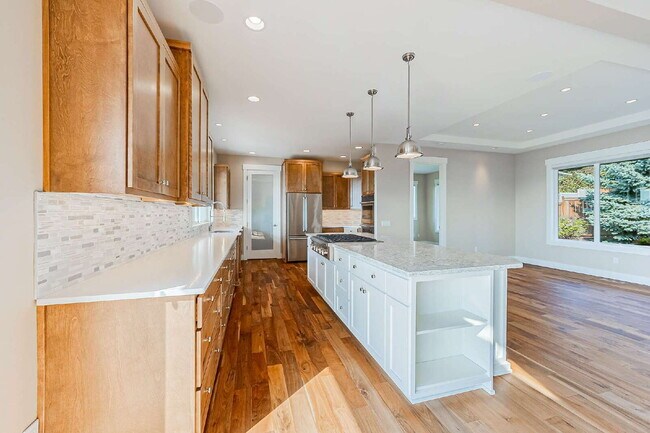Building Photo - Captivating Rental Home perched above the ...