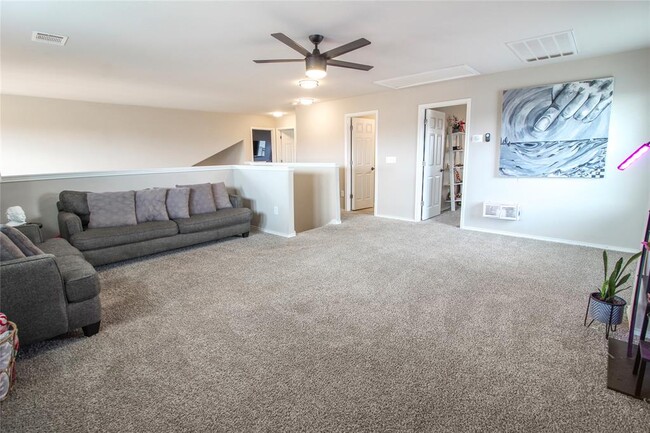 Building Photo - 5954 Heron Dr