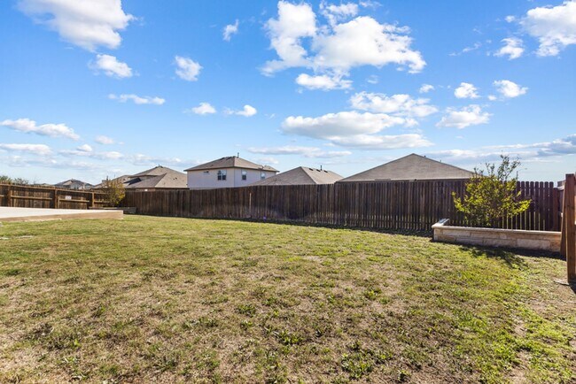 Building Photo - Well-Maintained 3-Bedroom Home – Ideal for Students & Professionals!