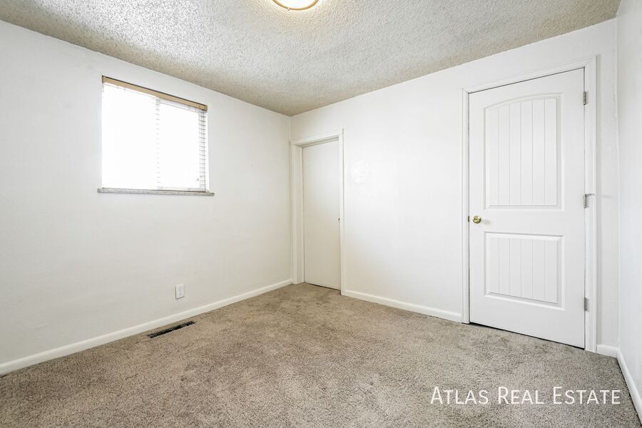 Building Photo - 3970 Utica St