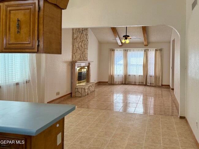 Building Photo - 1738 Onizuka Dr