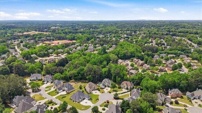 Building Photo - 210 Masters View Ct