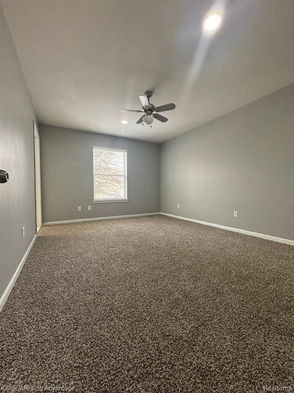 Building Photo - 38478 Lynwood Ct