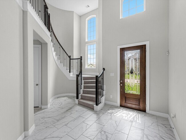 Building Photo - 2107 Jitterbug Ln