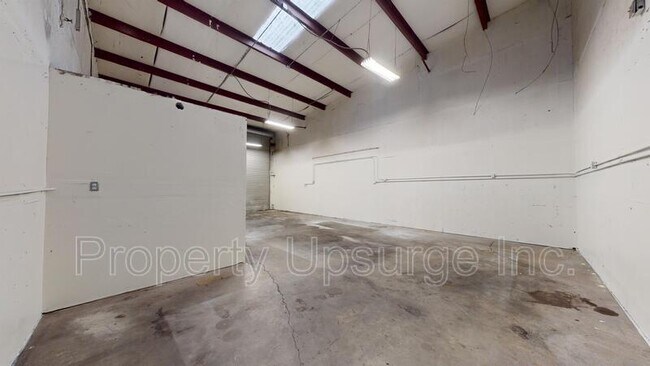 Building Photo - 6200 Stainless Way