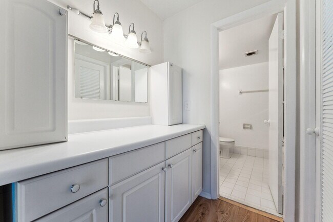Building Photo - 250 NW 67th St