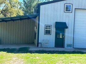 Building Photo - 576 County Road 3605