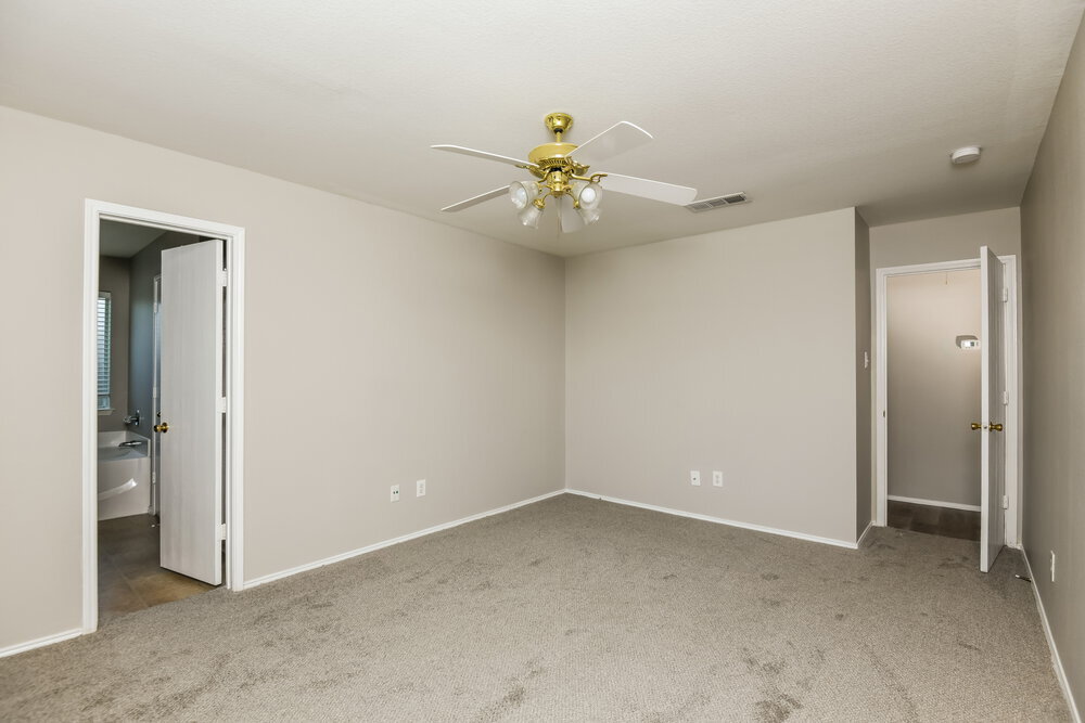 Building Photo - 1012 James Donald Ln
