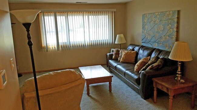 Building Photo - Partially Furnished 2-bedroom, 1 bathroom ...