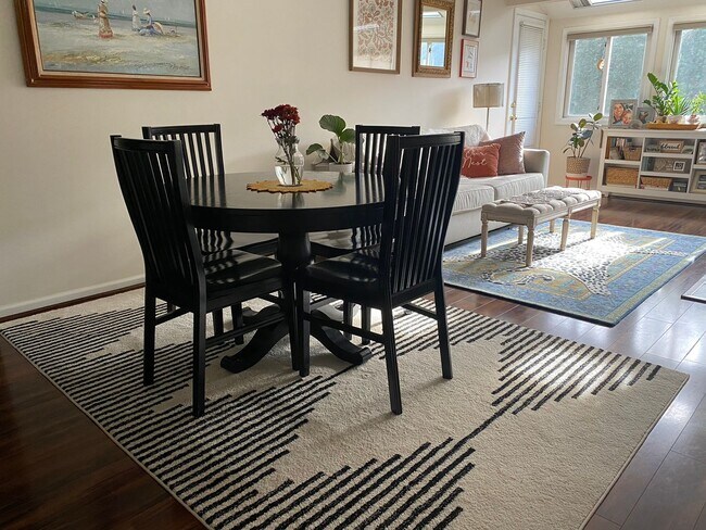 Building Photo - 1400 Hartford Tpke