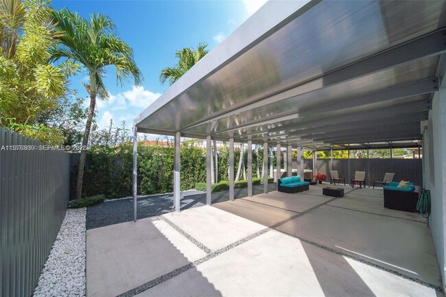 Building Photo - 3436 SW 88th Pl