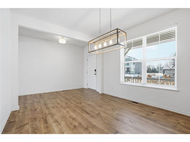 Building Photo - 5610 Xene Ln N