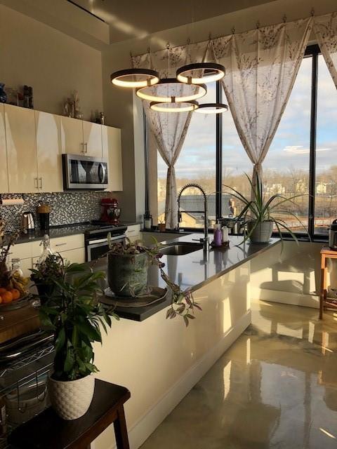 Building Photo - 111 Liberty St