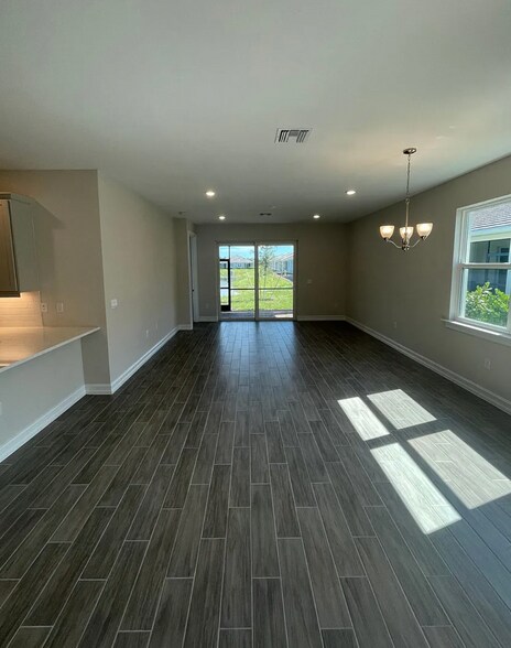 Building Photo - 1078 Rolling Brook Ln