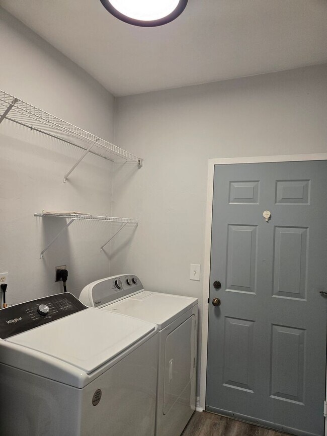 Building Photo - 3 Bedroom/ 2 Bath home at The Greens at West End