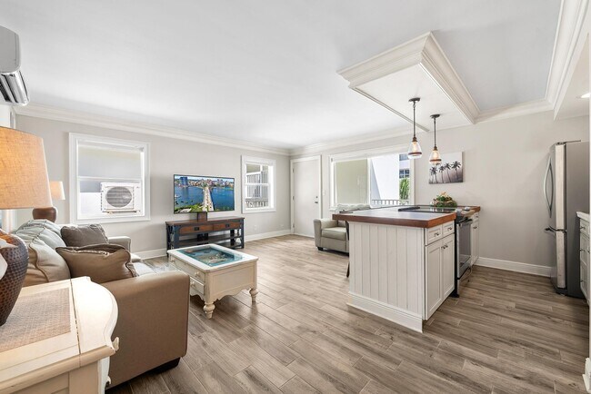 Building Photo - 3600 N Ocean Dr