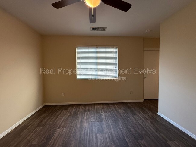 Building Photo - 8323 W Sheridan St