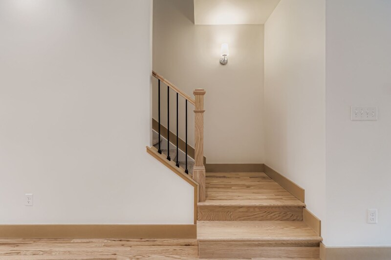 Building Photo - 53 Elati St