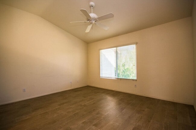 Building Photo - Beautiful 3 Bedroom Home in Rancho Carrillo!