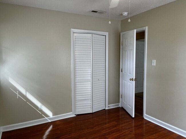 Building Photo - Ranch Style Single Family Home in New Bern