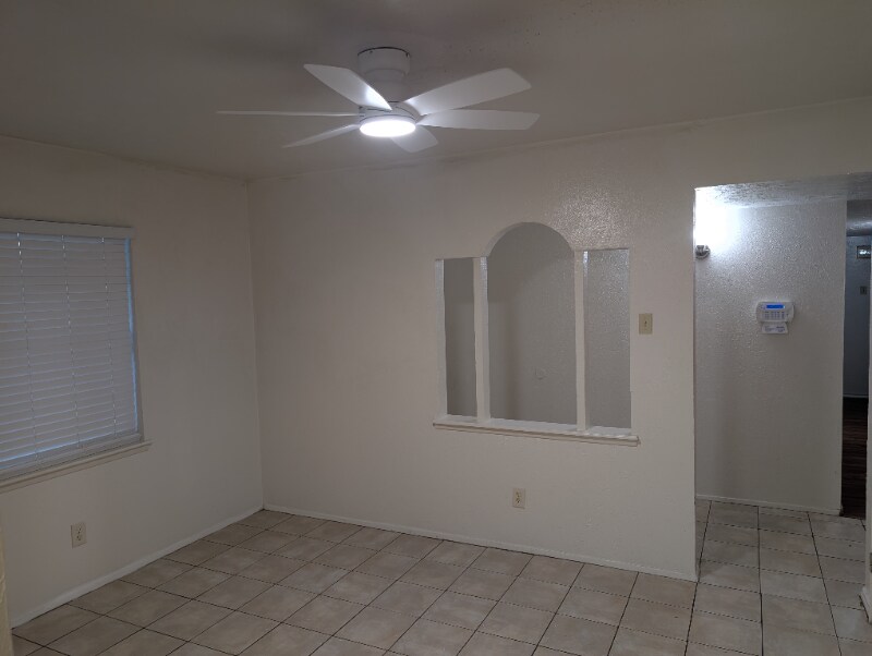 Building Photo - 144 Crestwood Blvd