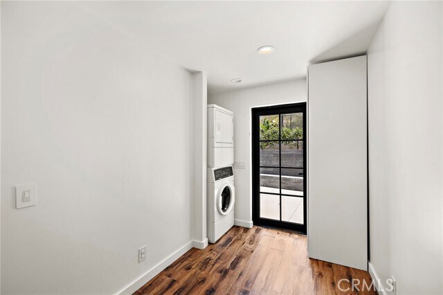 Building Photo - 537 Canyon Acres Dr