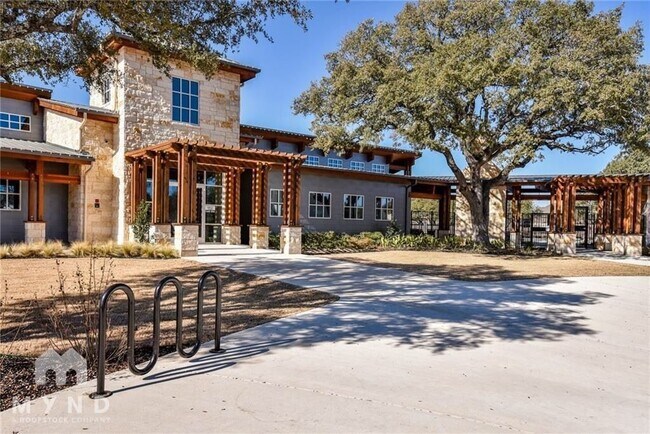 Building Photo - 317 Rusk Bluff Ave