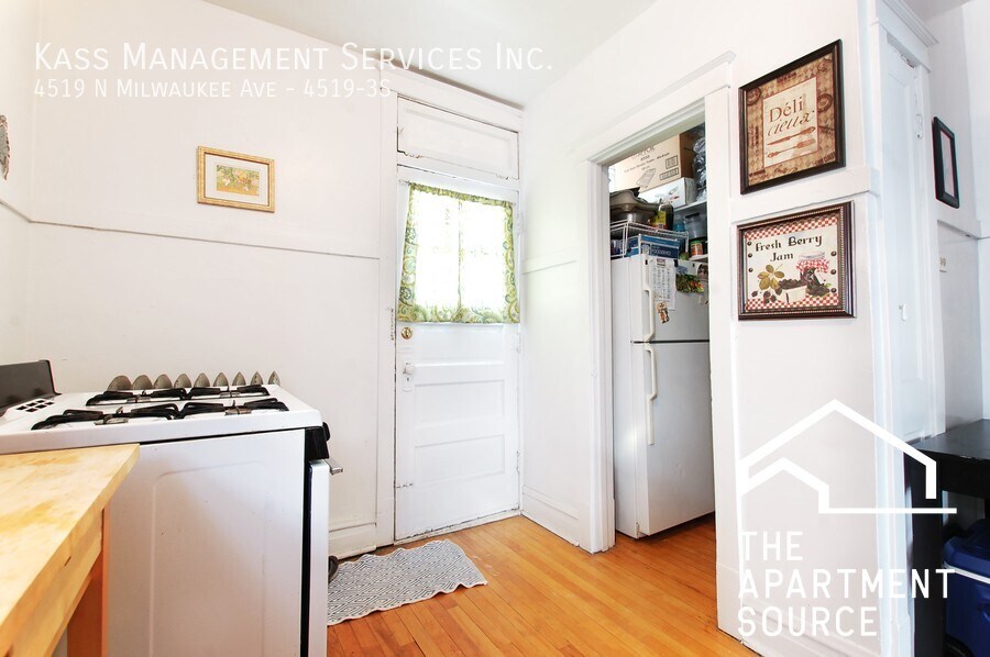 Building Photo - 4519 N Milwaukee Ave