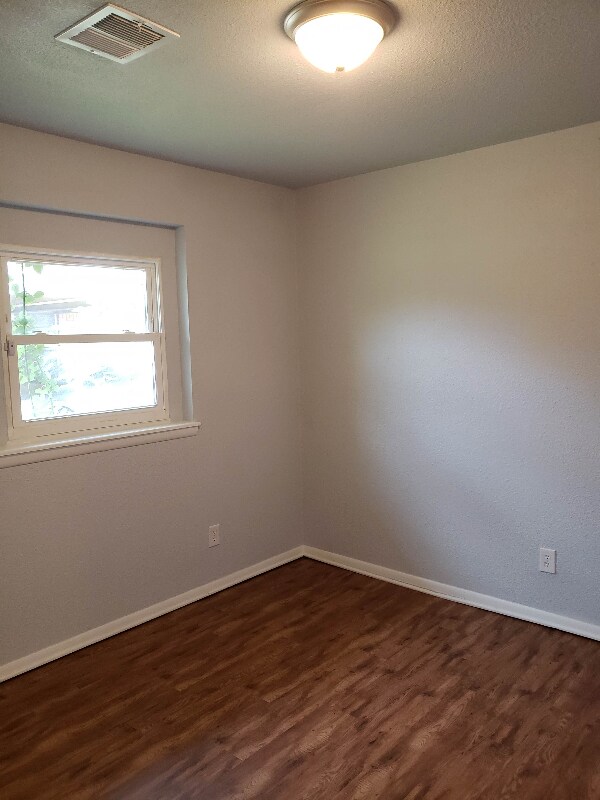 Building Photo - 4316 S Wofford Ave