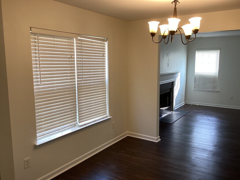 Building Photo - 2809 Reid Meadows Dr