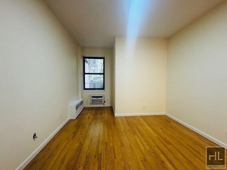 Building Photo - East 91st Street