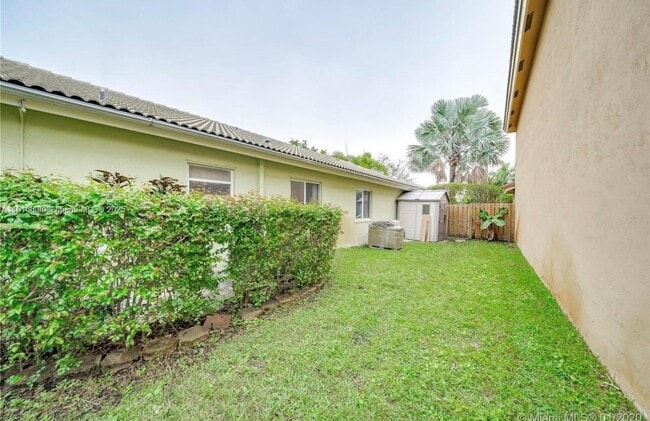 Building Photo - 20421 SW 1st St