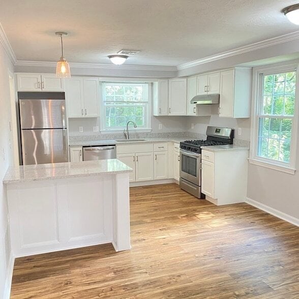 Building Photo - 344 Neponset St