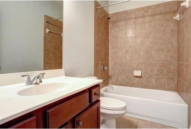 Building Photo - 12820 Doe Dr