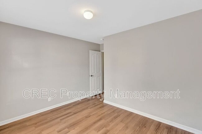 Building Photo - 221 Chemistry Cir