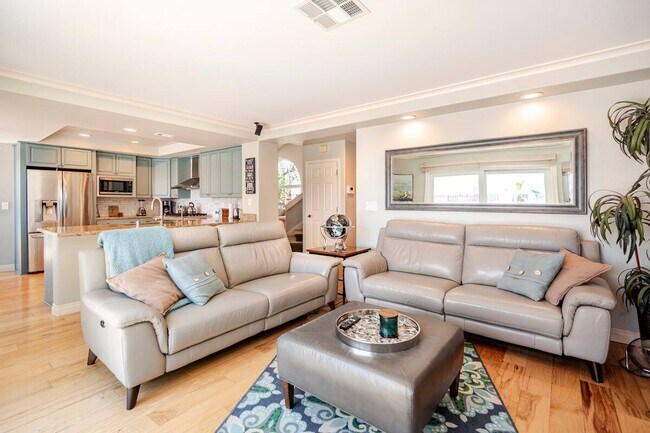 Building Photo - 8169 Sedona Sunrise Dr