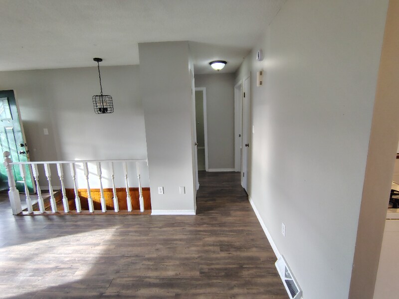 Building Photo - 2634 Randall Ave NW