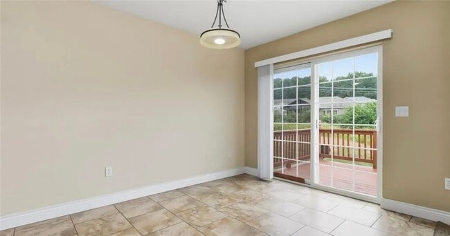 Building Photo - Beautiful Split-Level Home Near Fort Leonard Wood!